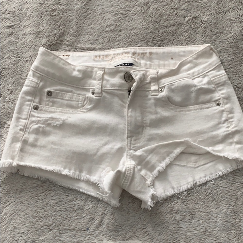 White American eagle distressed cutoff shorts